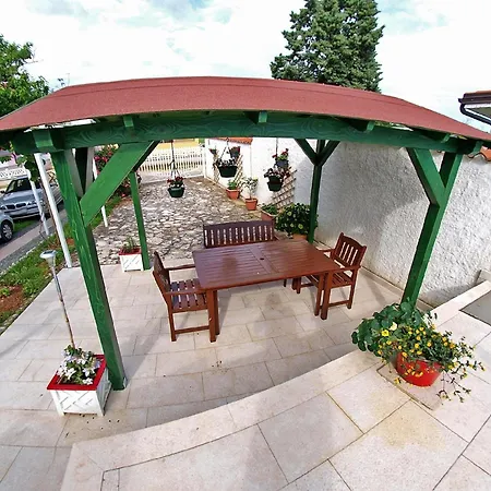 Apartment Fuer 2 Personen Ca 25 Qm In Fazana-surida, Istrien Istrische Riviera